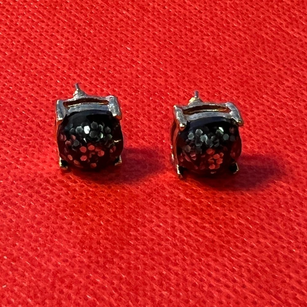 Black Glitter Acrylic Gold Tone Post Pierced Earrings 0237